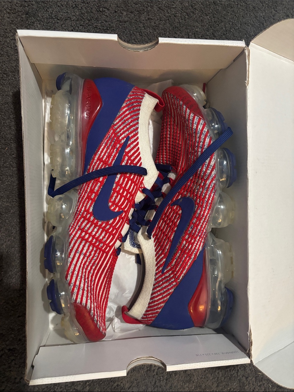 Nike mens Red & Blue VaporMax Knit Sneakers